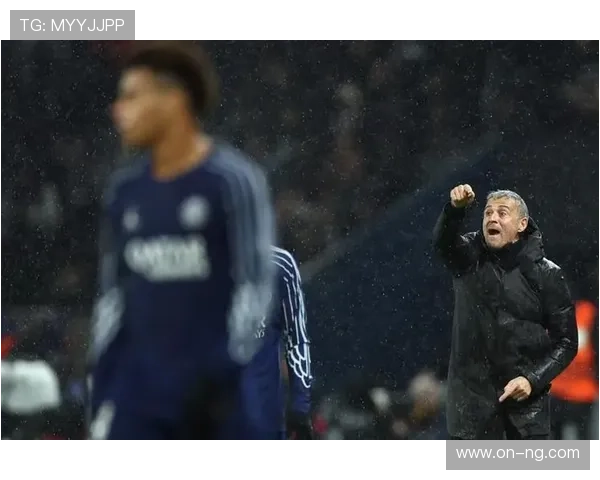 巴黎圣日耳曼4-2击败曼城，内马尔点球梅开二度